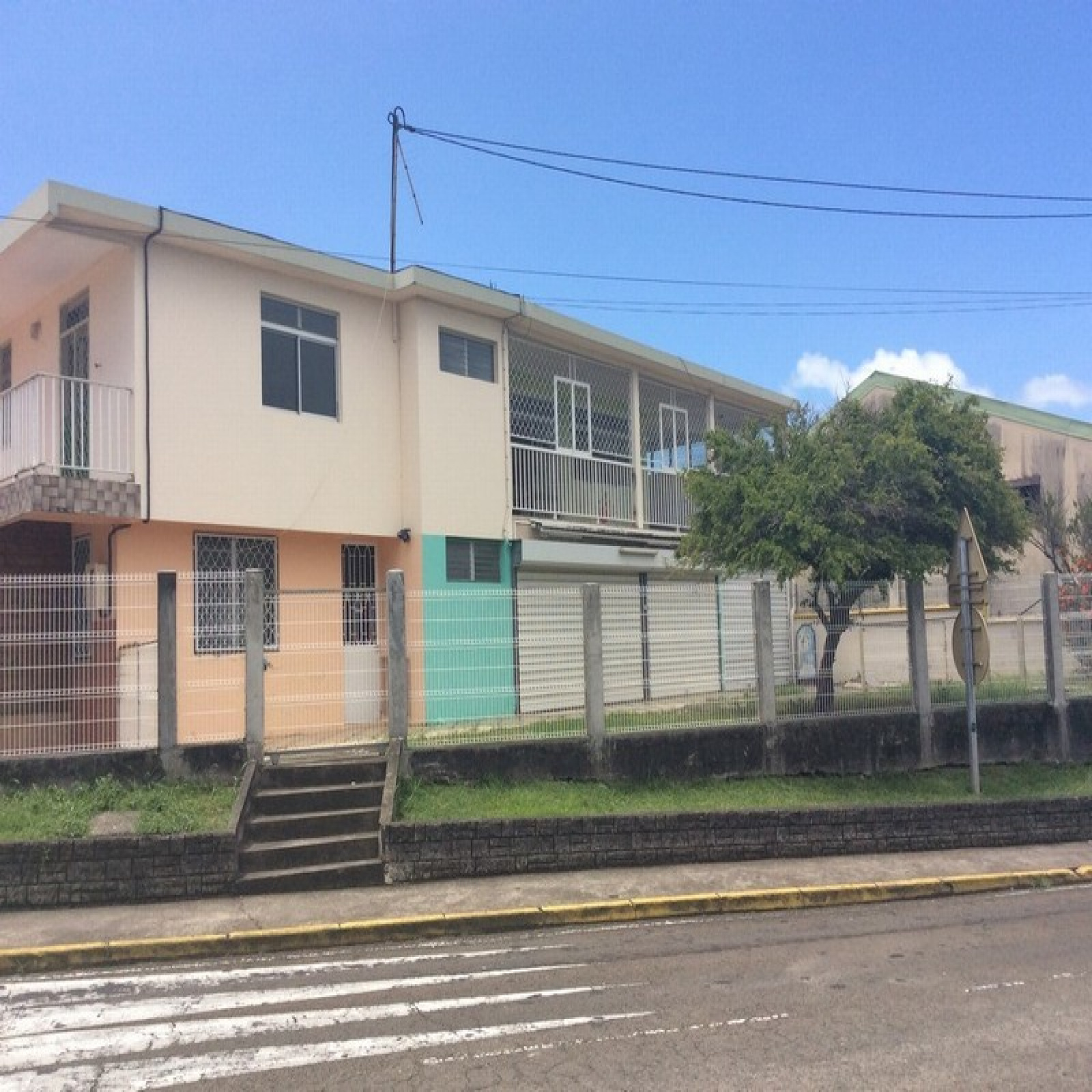 vente Immeuble de rapport - Bourg - RIVIERE-SALEE | Conseils Immo ...