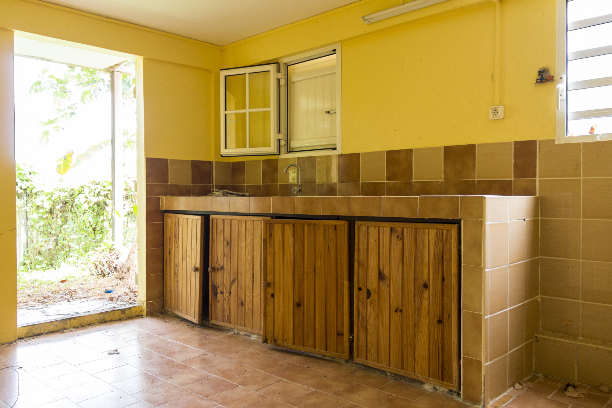 Villa de 170 m2 avec vue mer et maison F2 sur 4 996 m2 en ve — photo 6