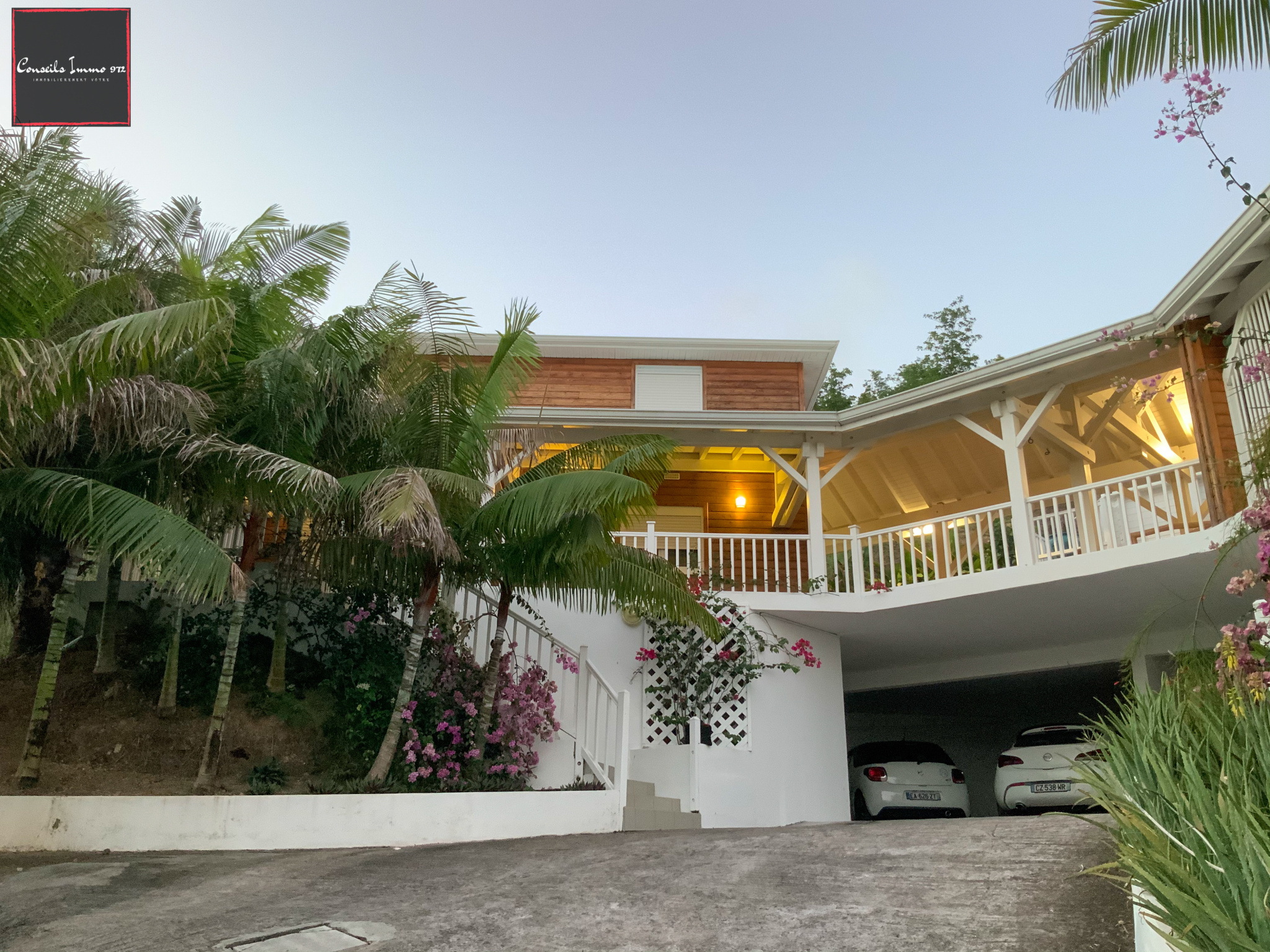Villa Meublée F4/5 avec Piscine privée - Le Diamant (97223) — Le Diamant