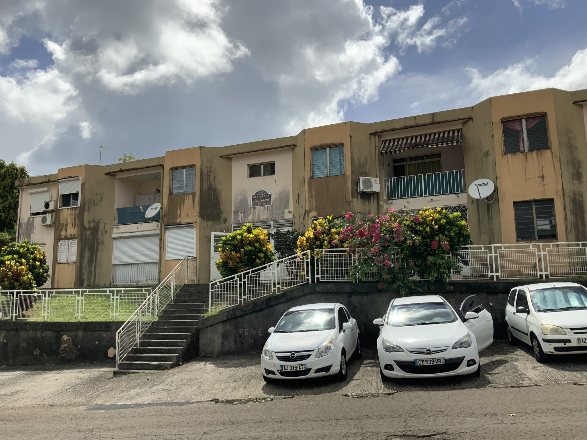 Studio à Vendre - Ducos — photo 2