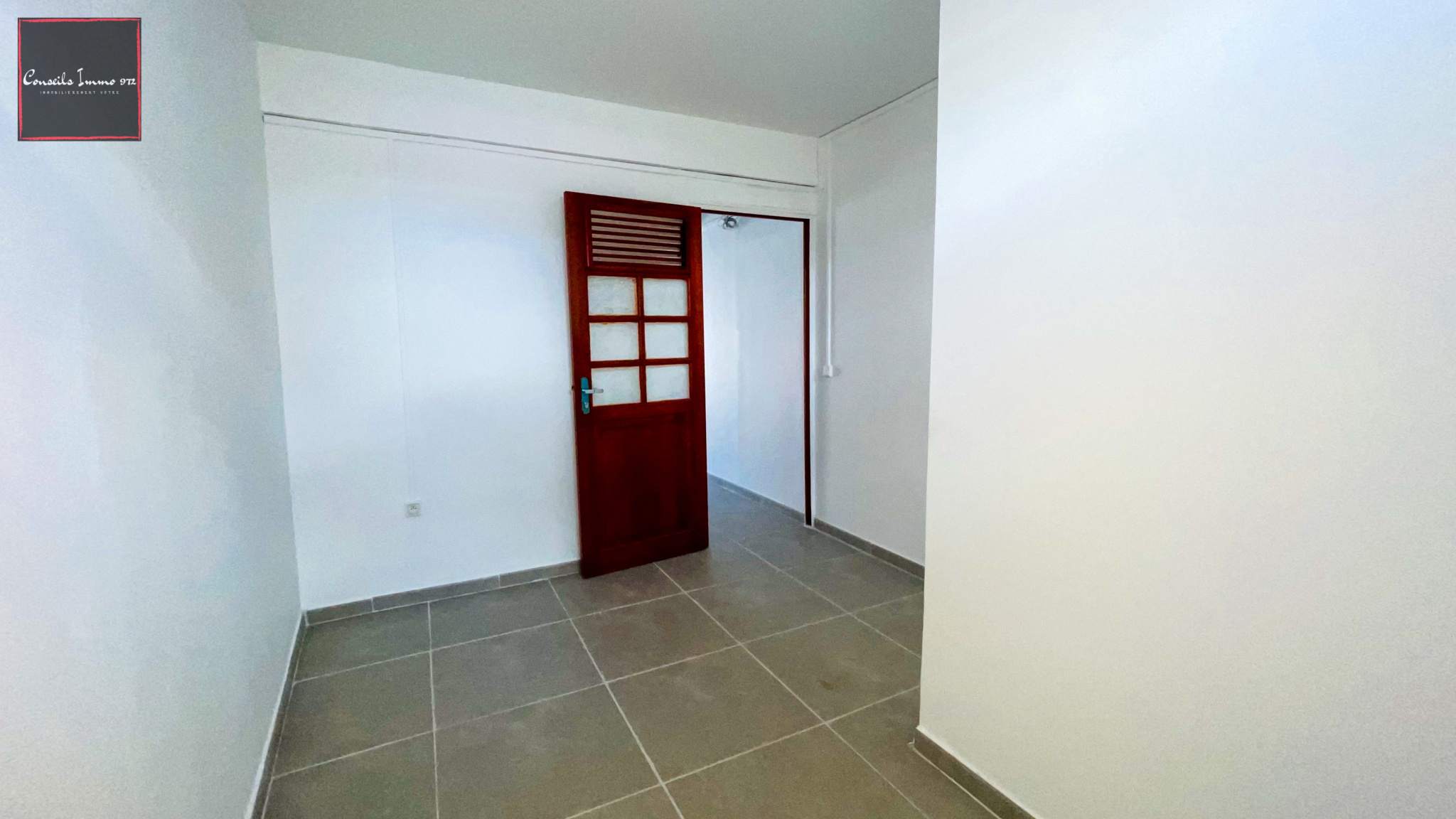 Local Mixte de 27 m2 au Coeur du Vauclin — photo 5