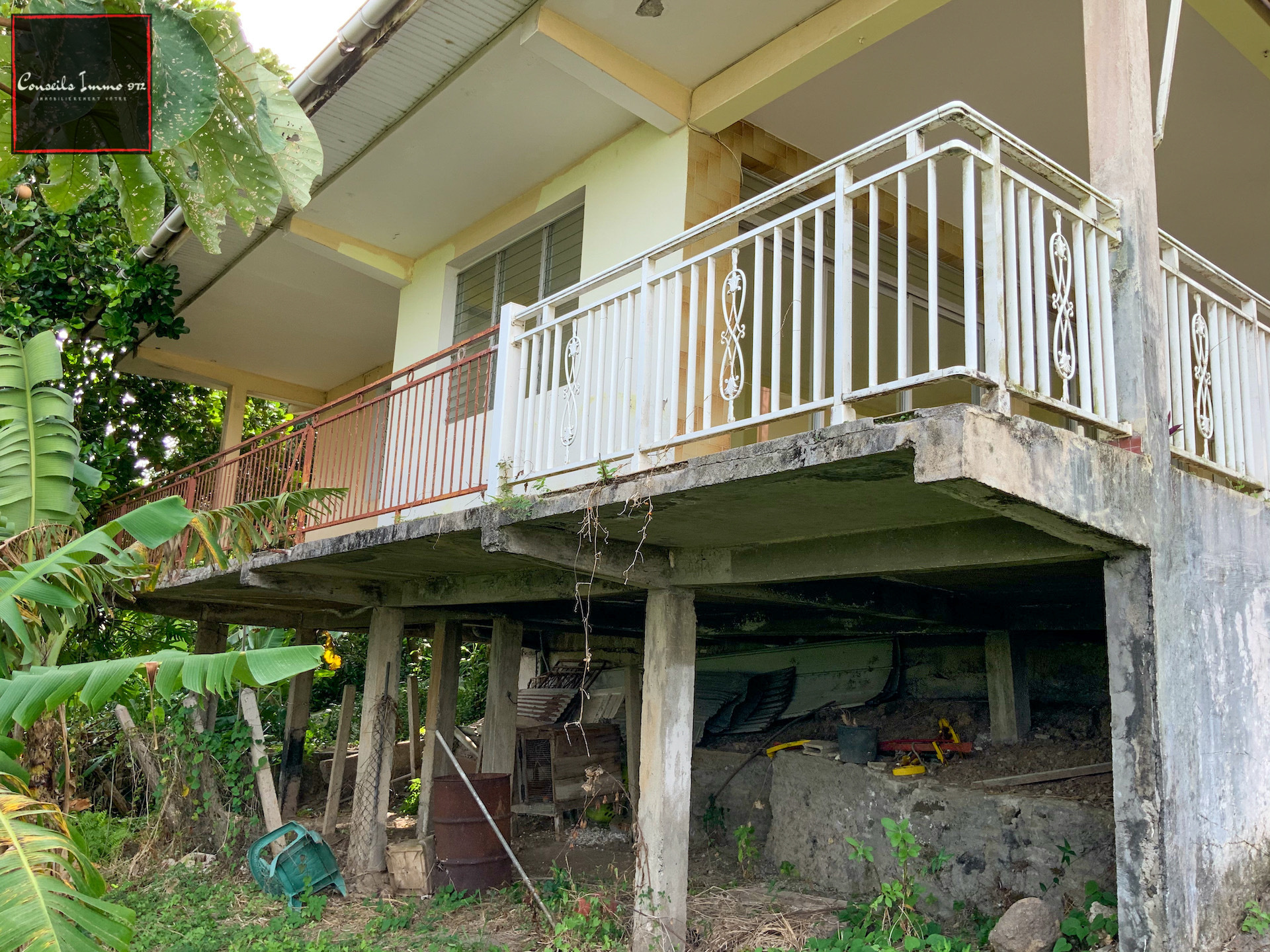 À Ducos, Maison F4 à rénover en vente — Ducos