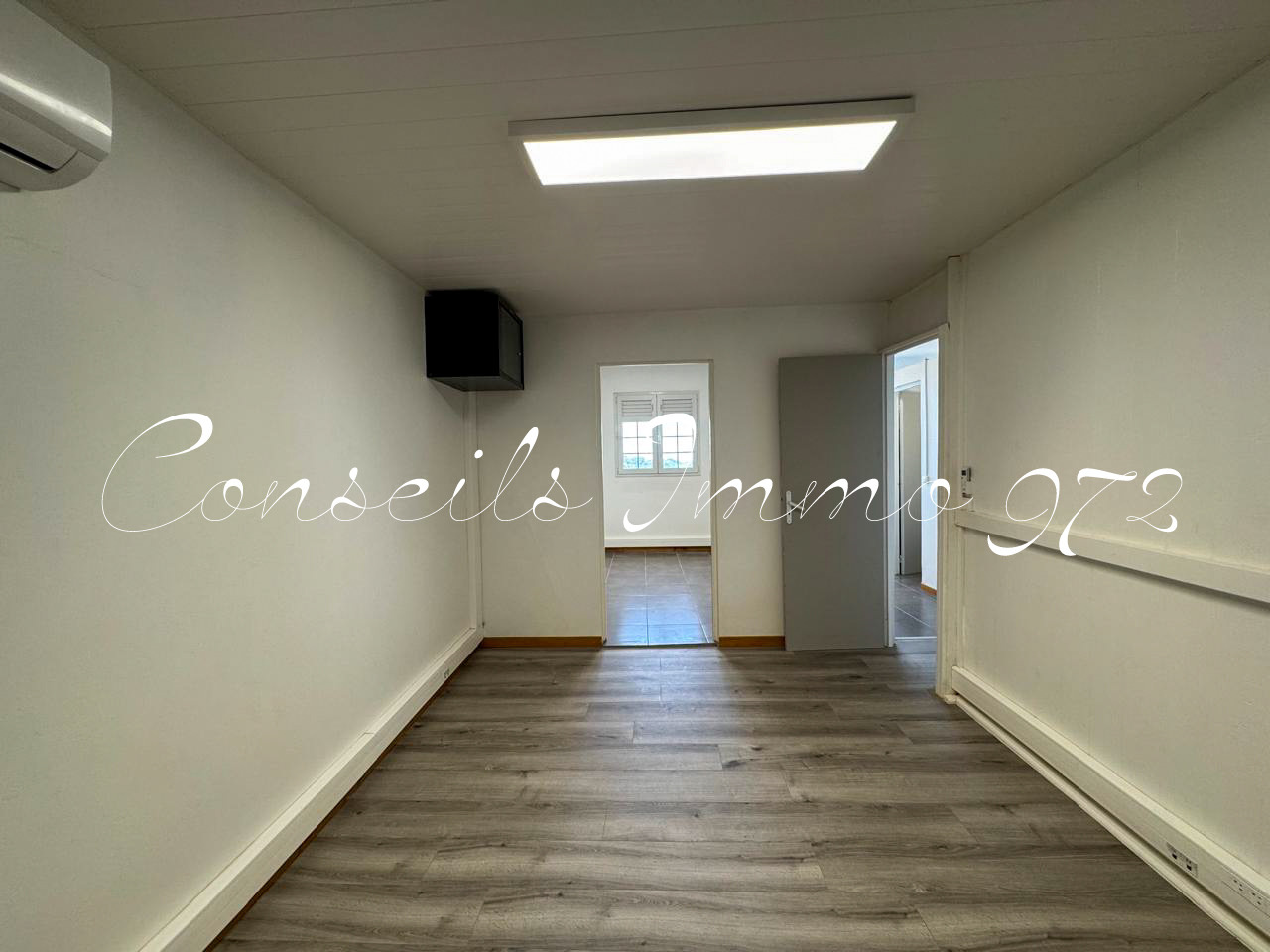BUREAUX À LOUER - BOURG - GROS-MORNE — photo 3