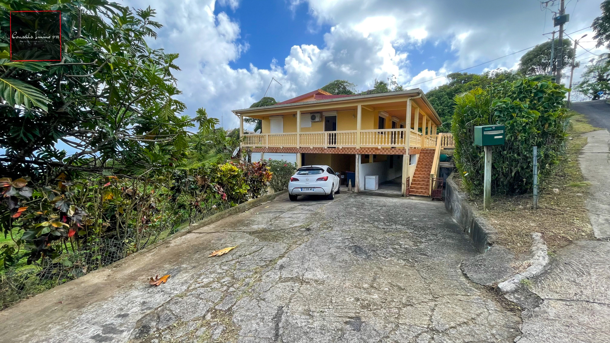 Appartement T4 avec Vue Imprenable sur la Baie   Le Marin — photo 2