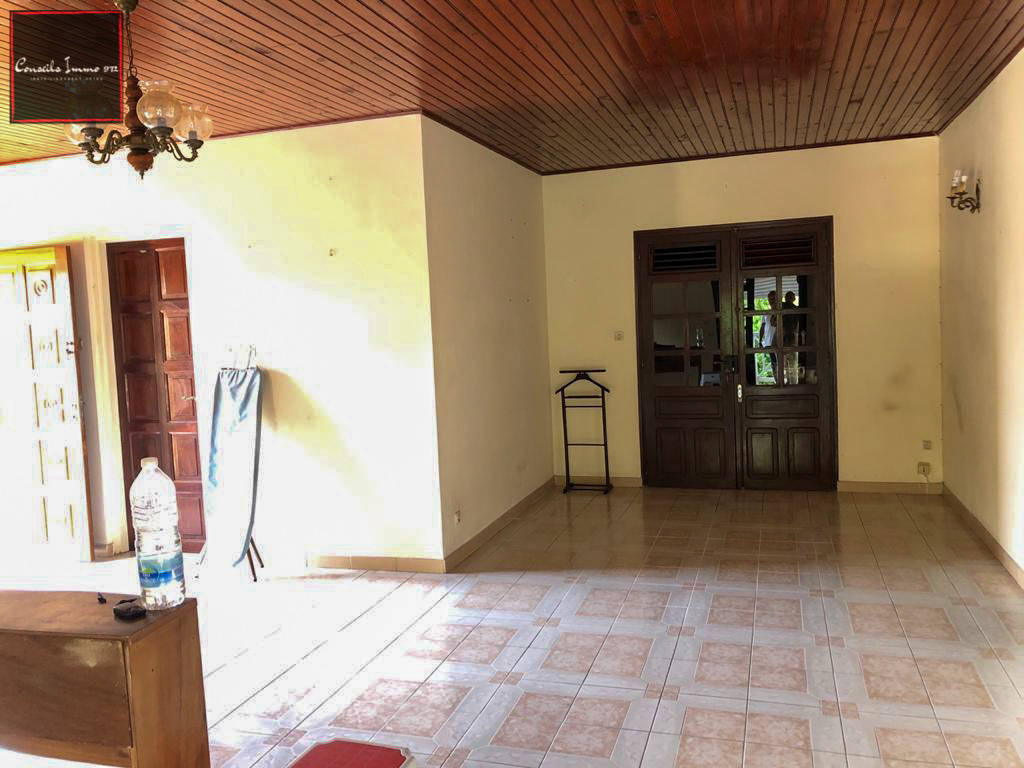 À Fort-De-France, villa à acheter pour petite famille — photo 4