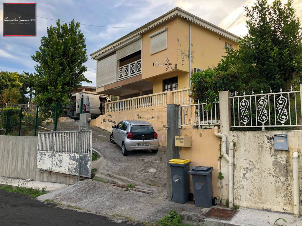 À Fort-De-France, villa à acheter pour petite famille — photo 2