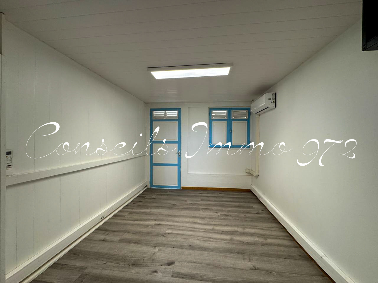 BUREAUX À LOUER   BOURG - GROS-MORNE — photo 2