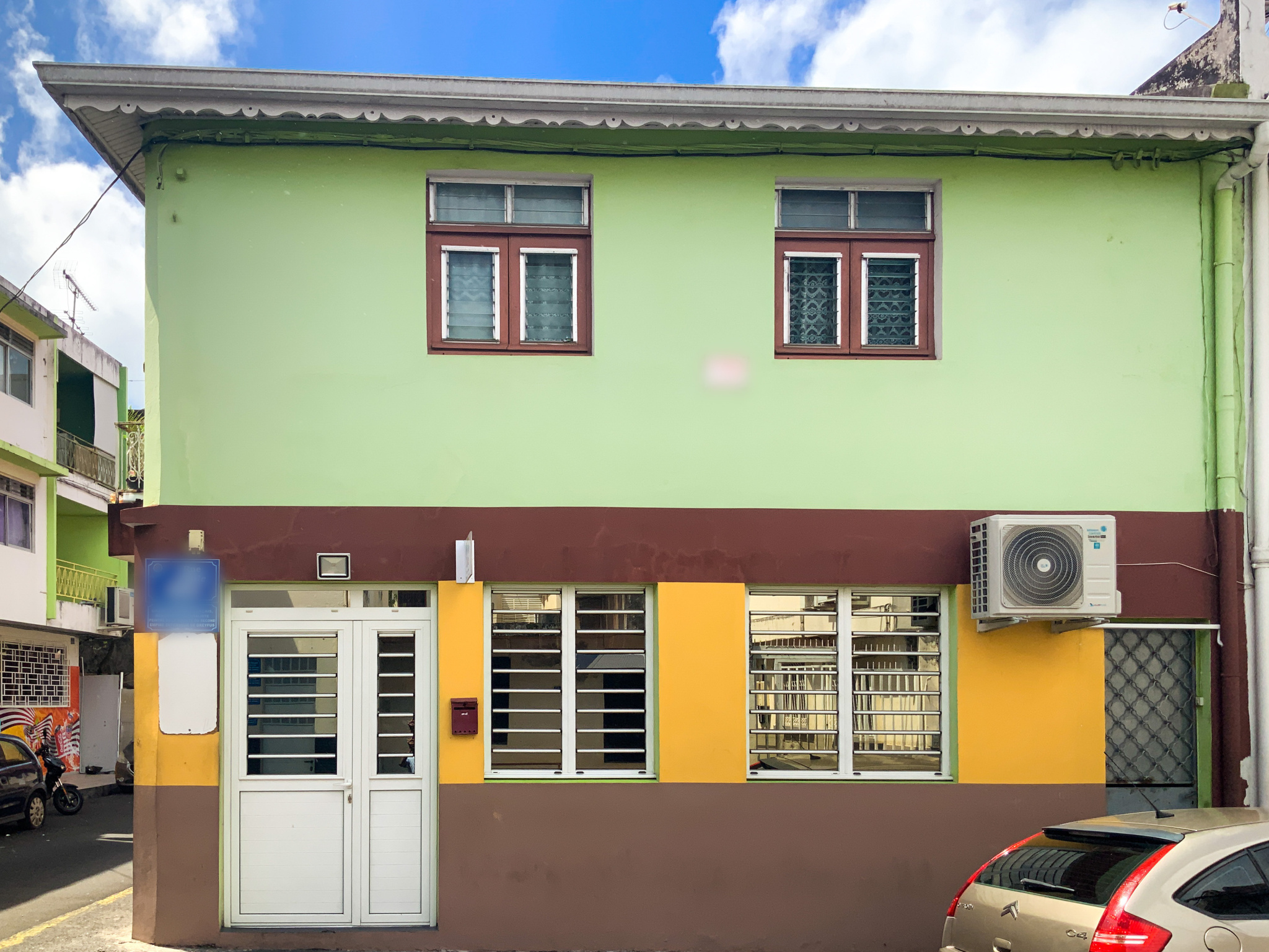 Immeuble de rapport pour investissement immobilier à Fort-De — photo 2
