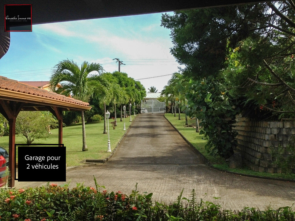 À Vendre à Rivière-Salée - Villa Créole de standing avec pis — photo 2