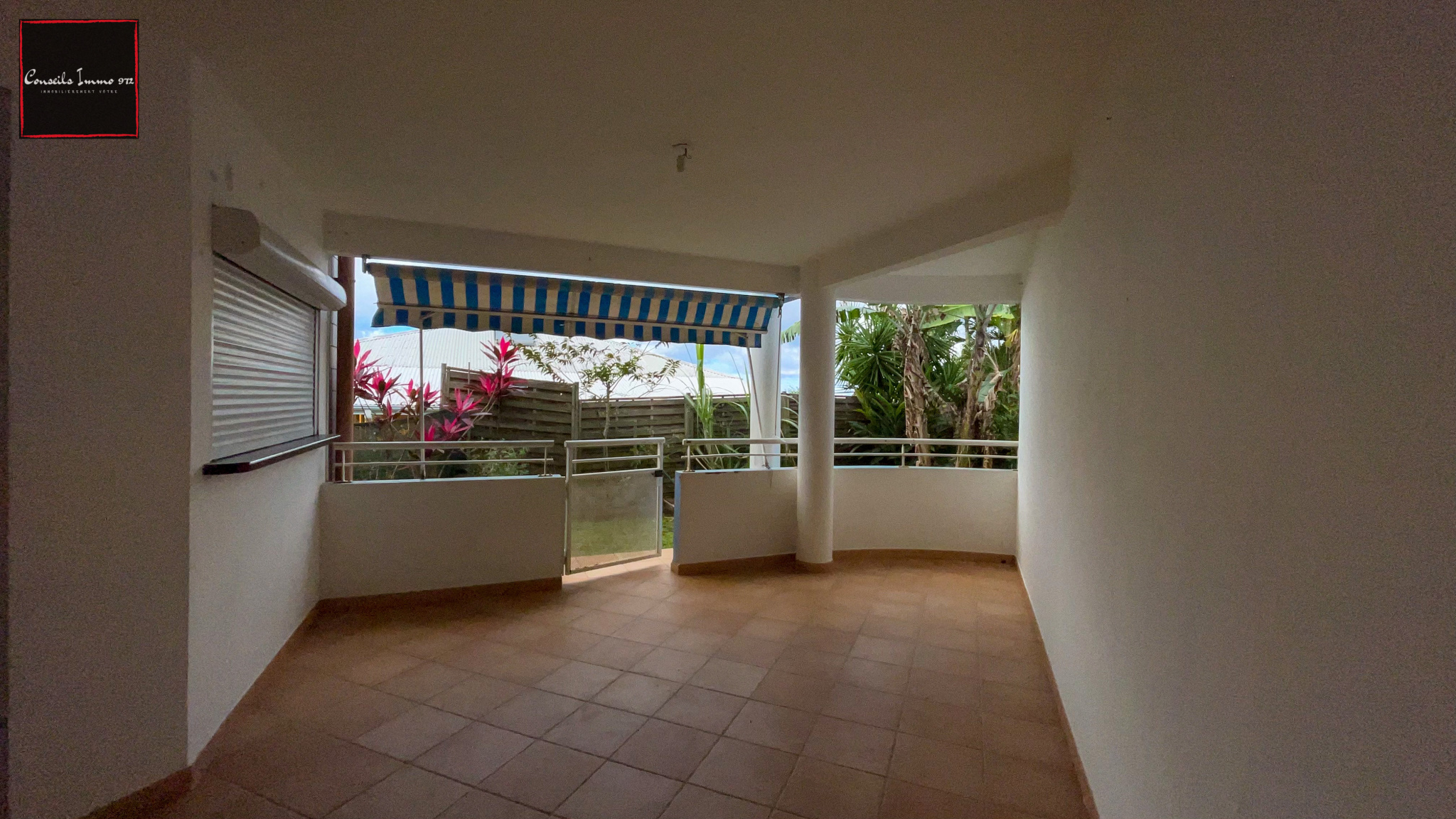 Investissement immobilier - Appartement T3 avec terrasse & j — Les Trois-Îlets