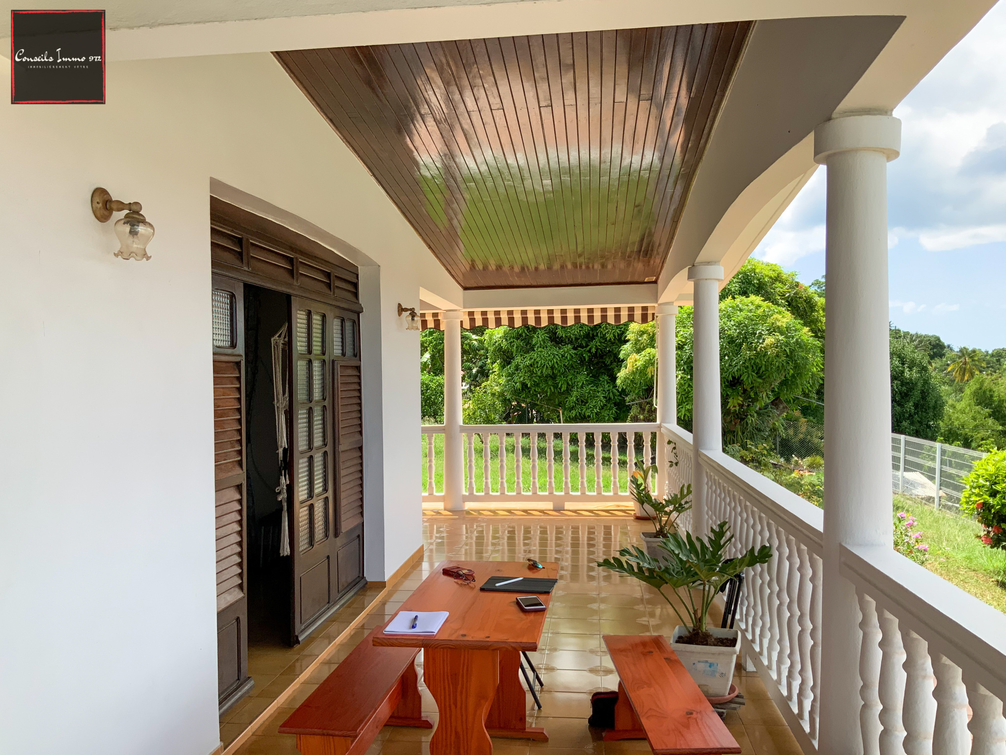 À Ducos, Villa F5 de 147 m2 et jardin de 1 110 m2 en vente — photo 7