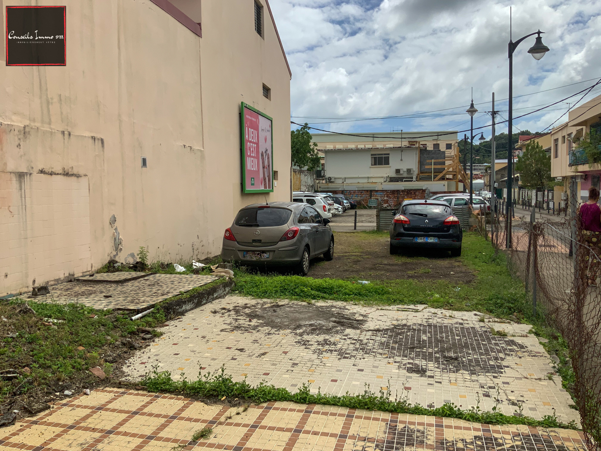 Trinité - Bourg - terrain constructible avec CONSEILS IMMOBI — Trinité