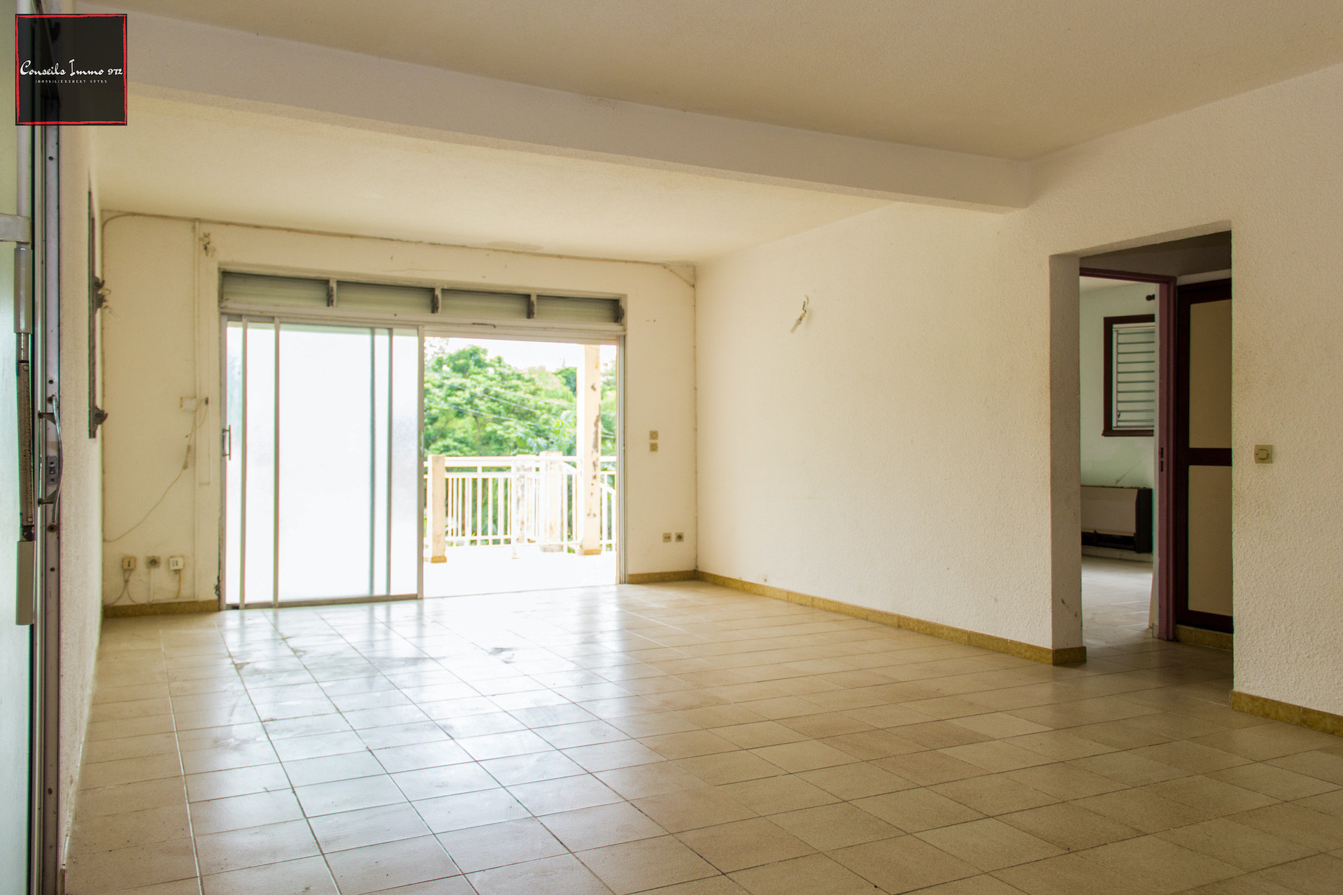 En vente à Fort-De-France : appartement avec 4 pièces — photo 6