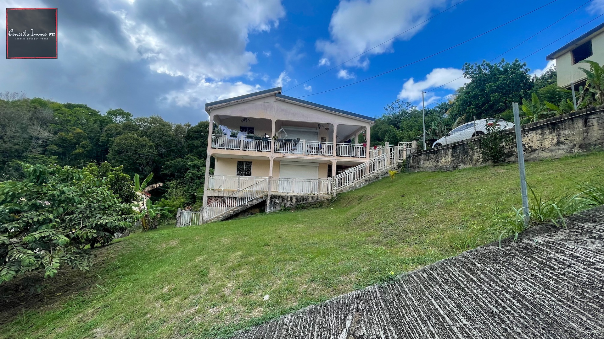 En vente à Fort-De-France : appartement avec 4 pièces — photo 2